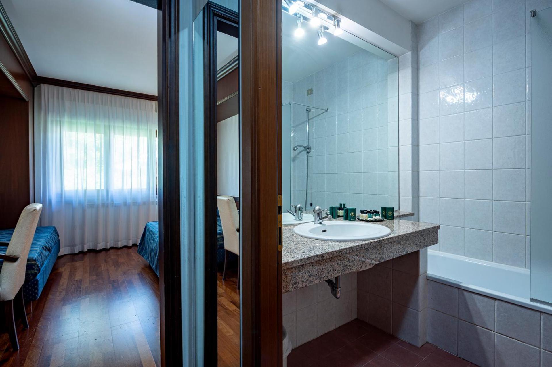 Hotel Corona & Spa Pescasseroli Extérieur photo